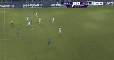 婷婷被公交车猛地进出视频