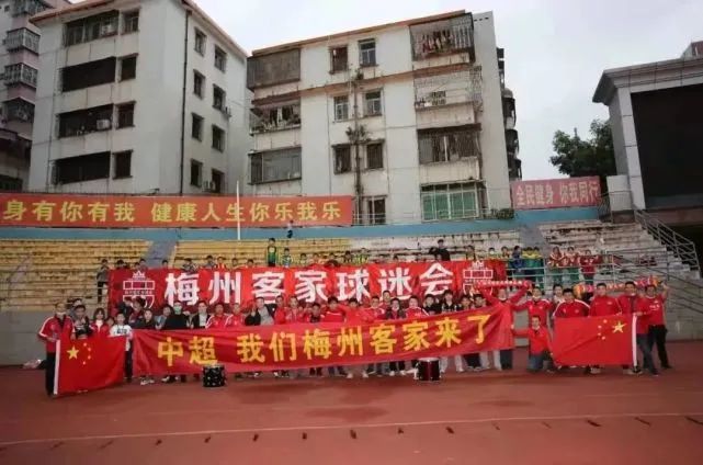 激情丁香