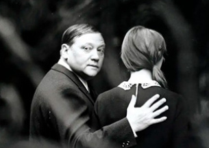 午夜视频在线免费
